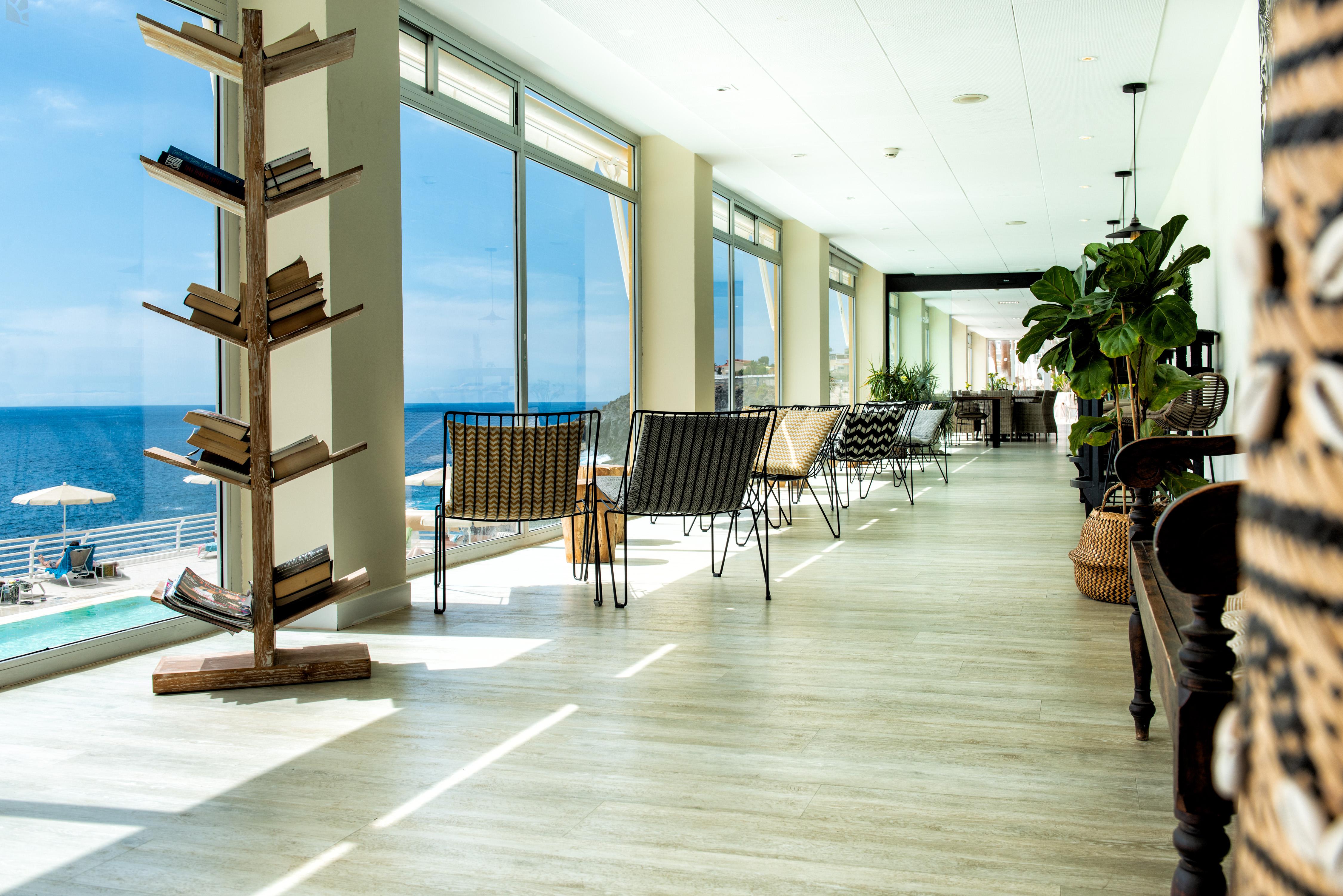 Atlantic Holiday Hotel Каляо Салвахе Екстериор снимка