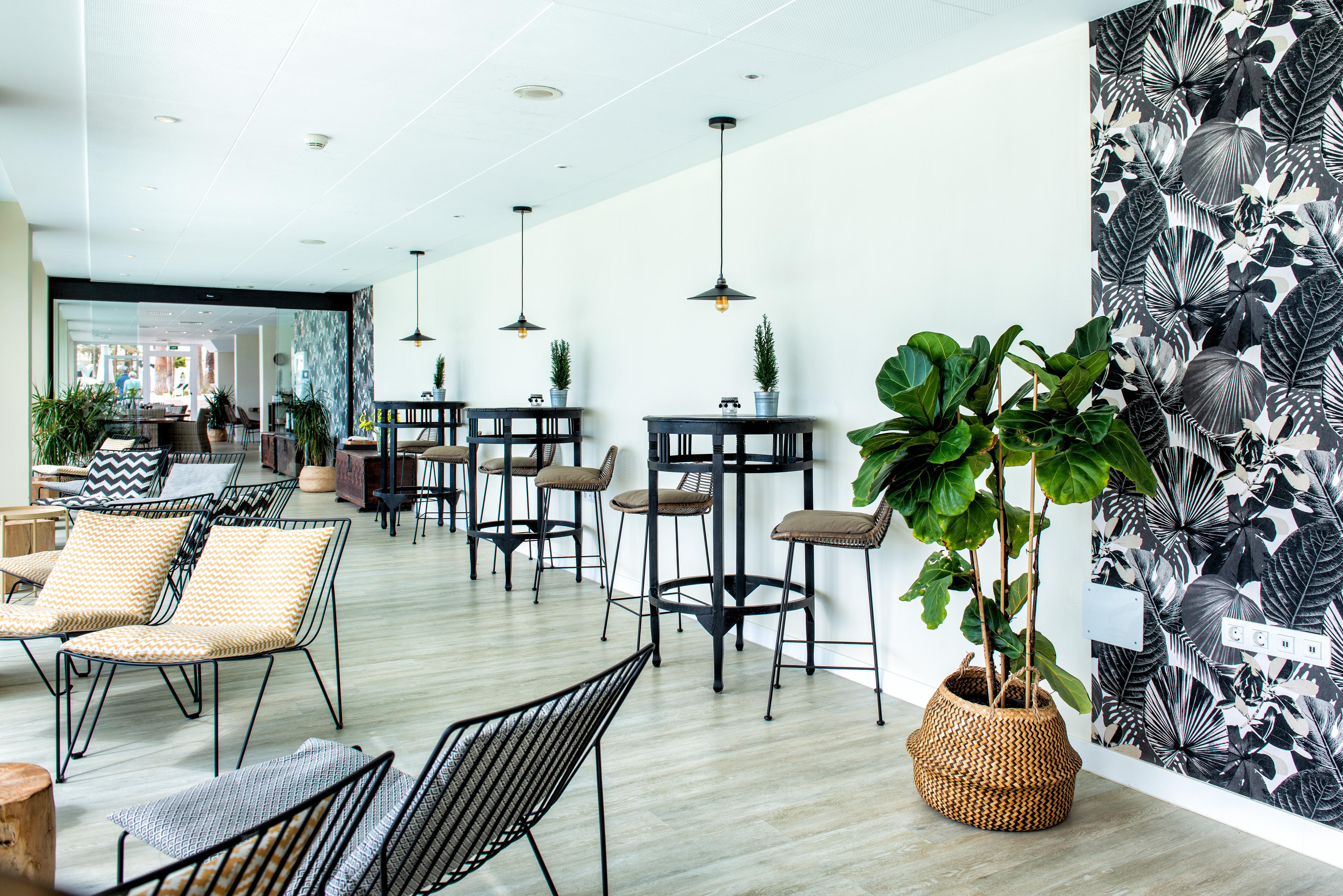 Atlantic Holiday Hotel Каляо Салвахе Екстериор снимка