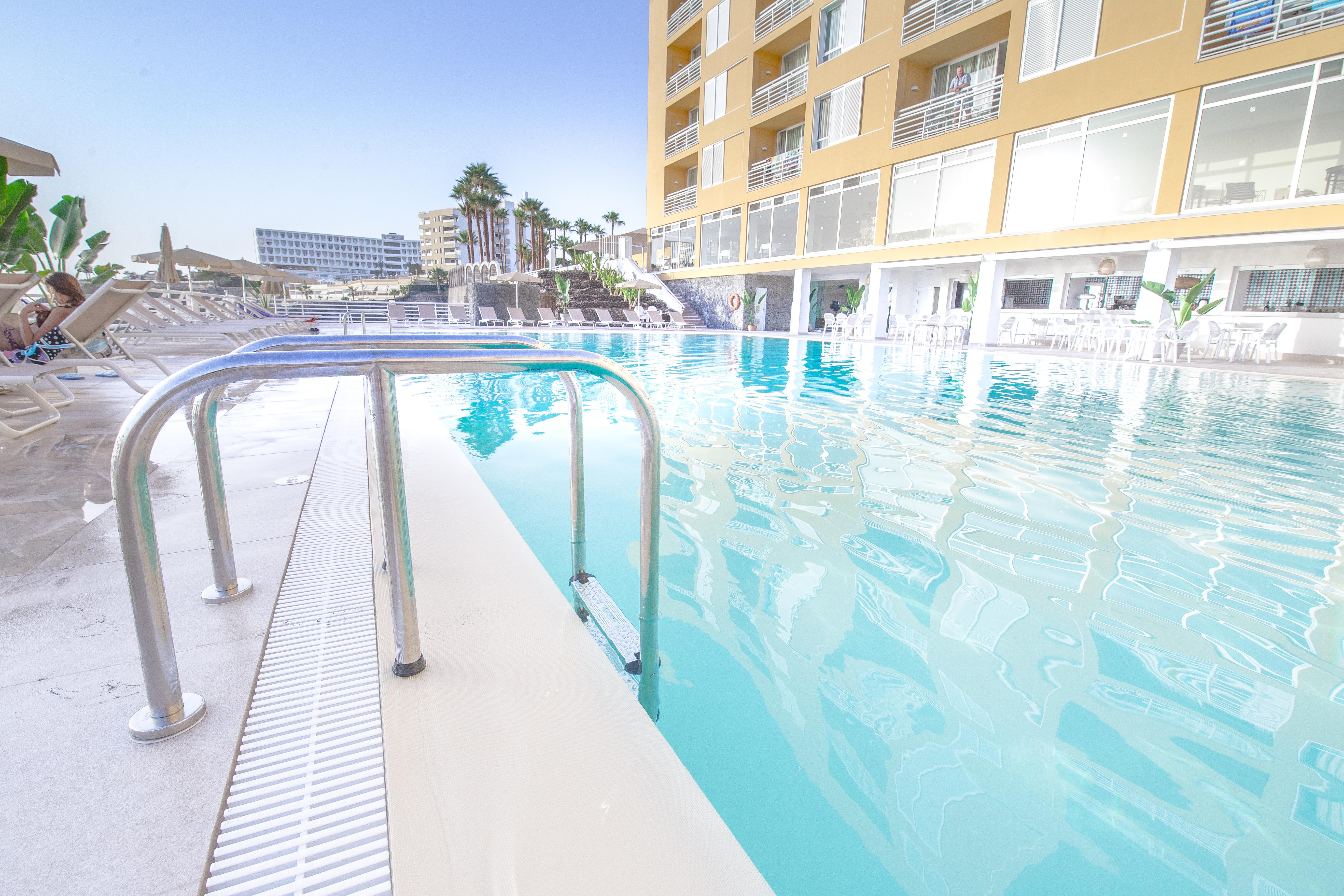 Atlantic Holiday Hotel Каляо Салвахе Екстериор снимка