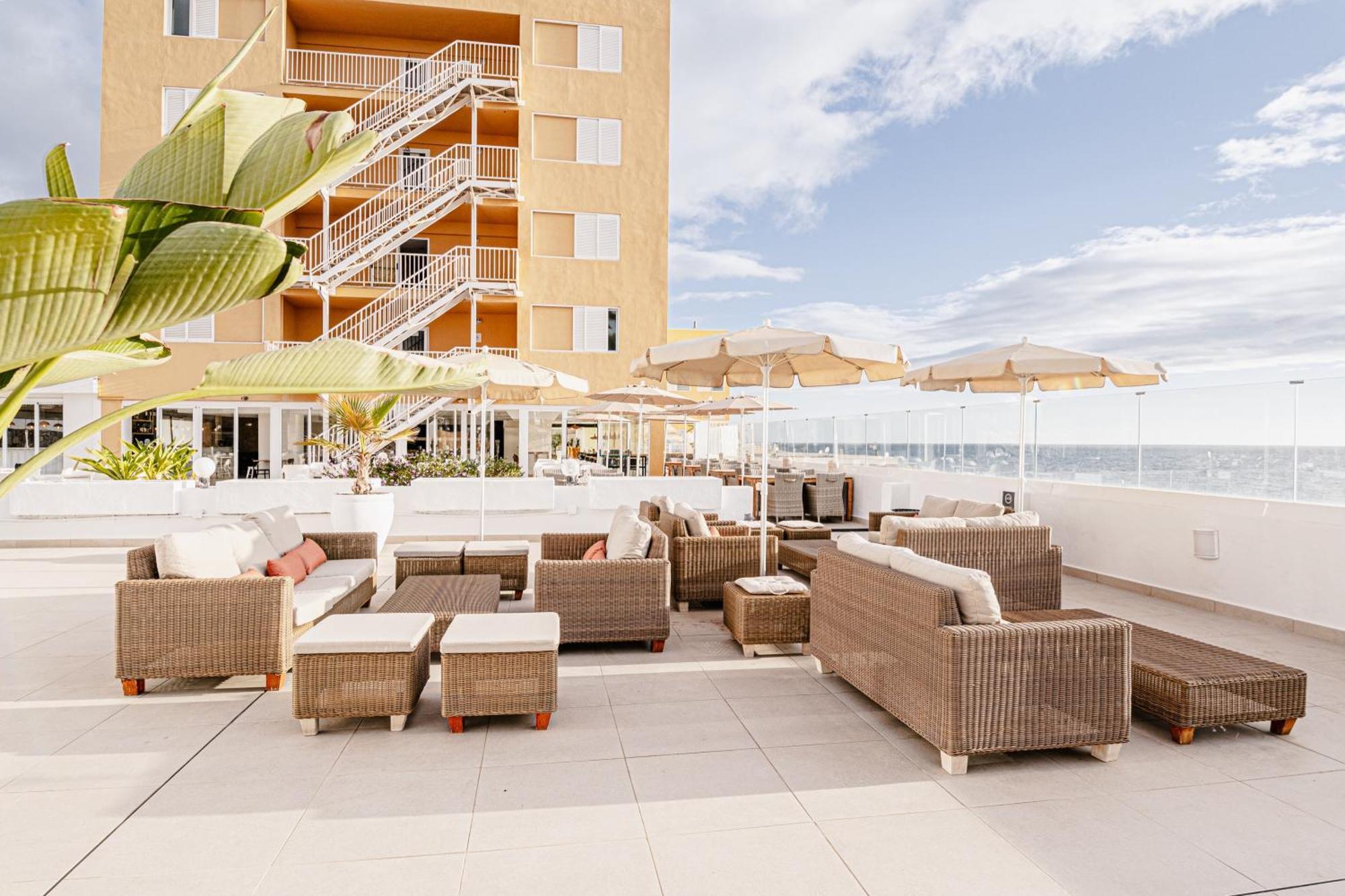 Atlantic Holiday Hotel Каляо Салвахе Екстериор снимка