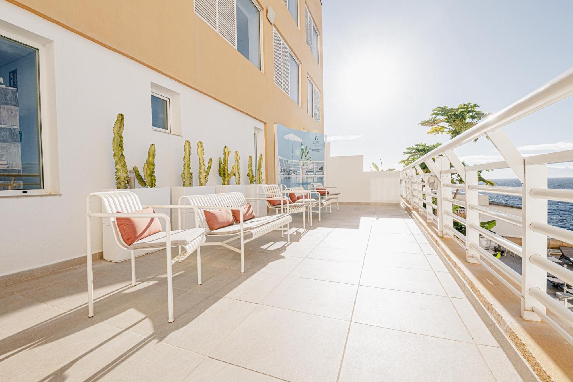 Atlantic Holiday Hotel Каляо Салвахе Екстериор снимка